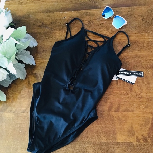 La Blanca Other - La Blanca High Neck Tummy Toner One Piece Swimsuit